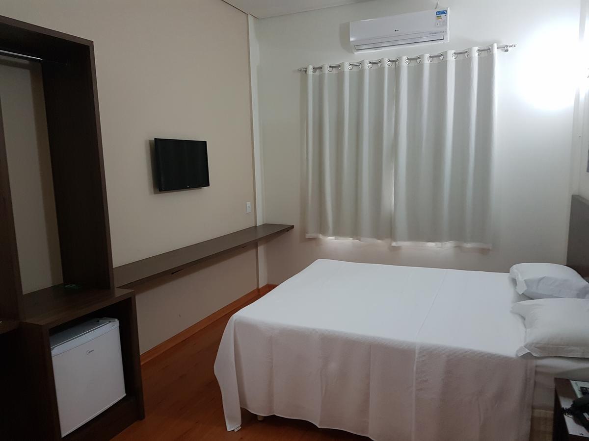 Hotel 494 Oliveira-Mg ภายนอก รูปภาพ